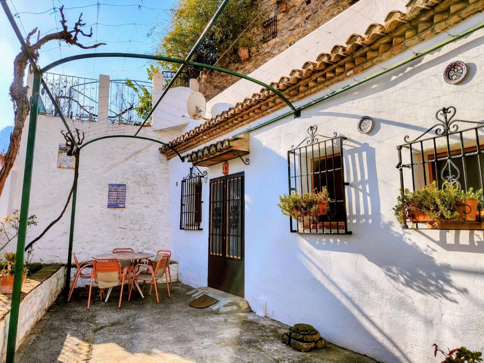 Cuevas El Abanico - Vtar Vivienda Turistica De Alojamiento Rural Granada Ngoại thất bức ảnh